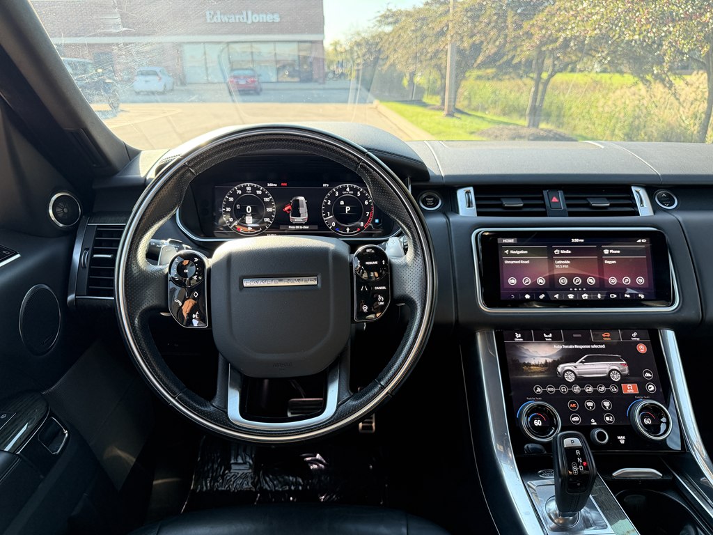Photo 30 of this LAND ROVER RANGE ROVER SPO