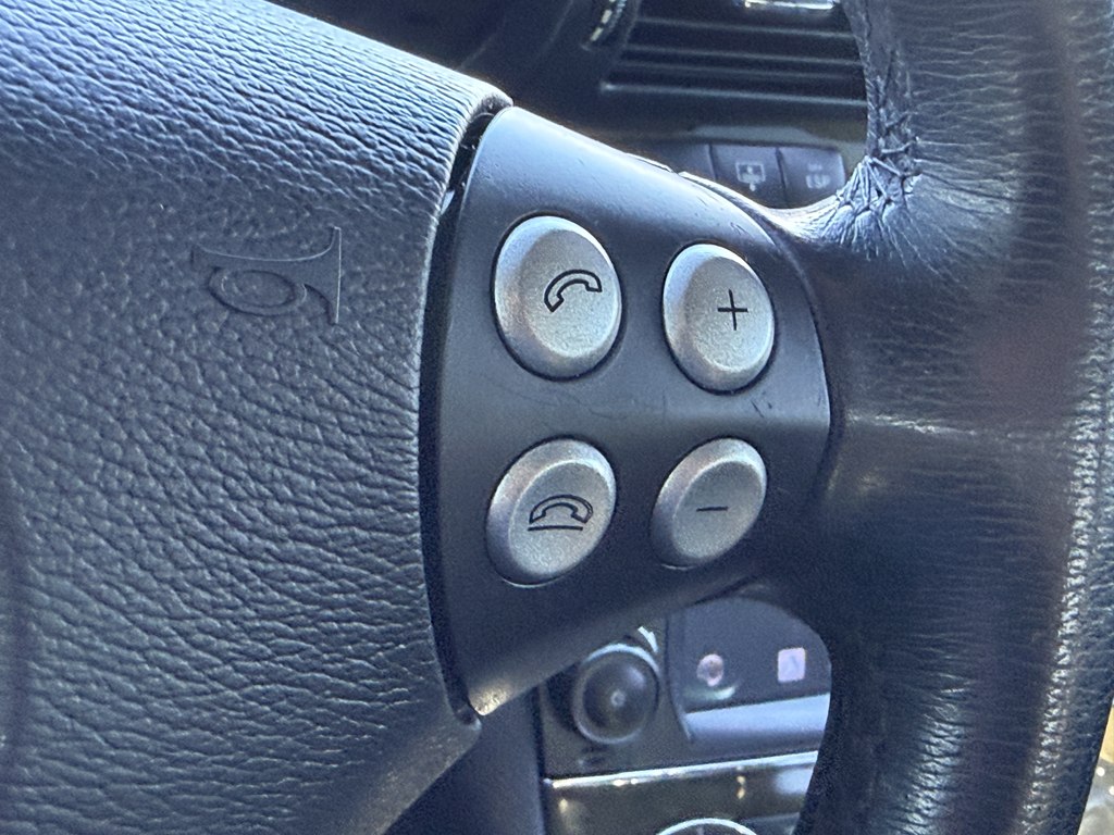 Photo 39 of this MERCEDES-BENZ C-CLASS