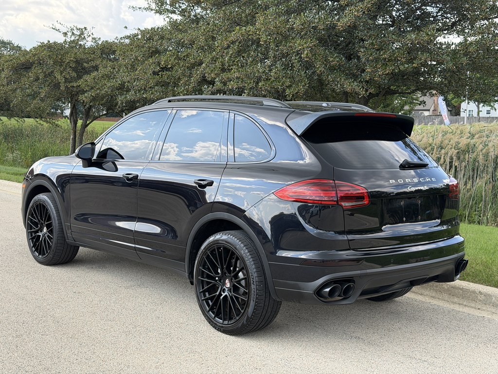 Photo 4 of this PORSCHE CAYENNE