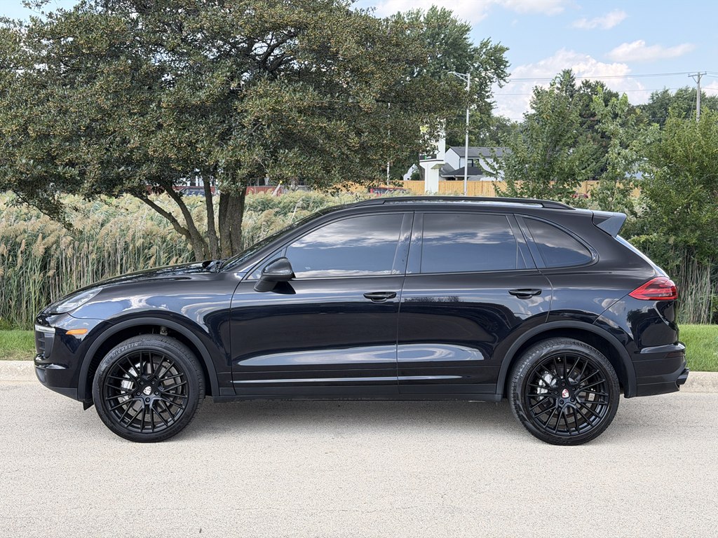 Photo 8 of this PORSCHE CAYENNE