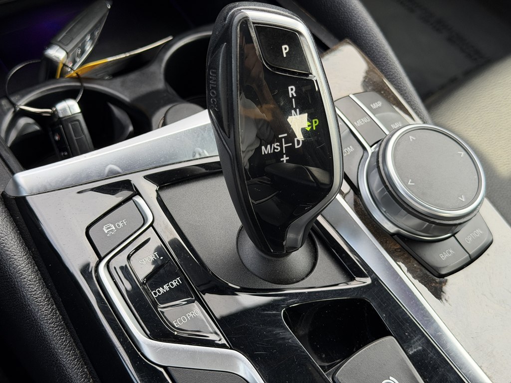 Photo 60 of this BMW 5 SERIES