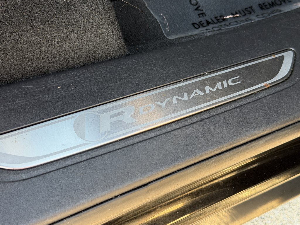 Photo 42 of this LAND ROVER RANGE ROVER VEL