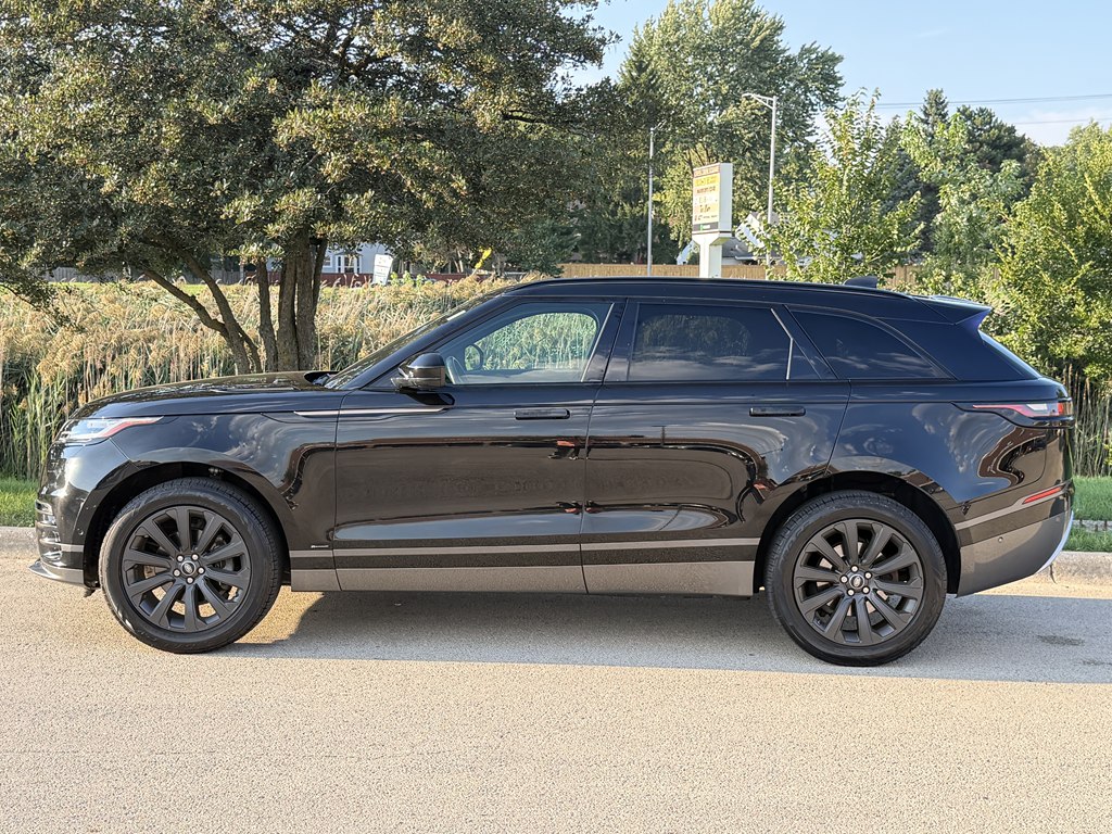Photo 8 of this LAND ROVER RANGE ROVER VEL