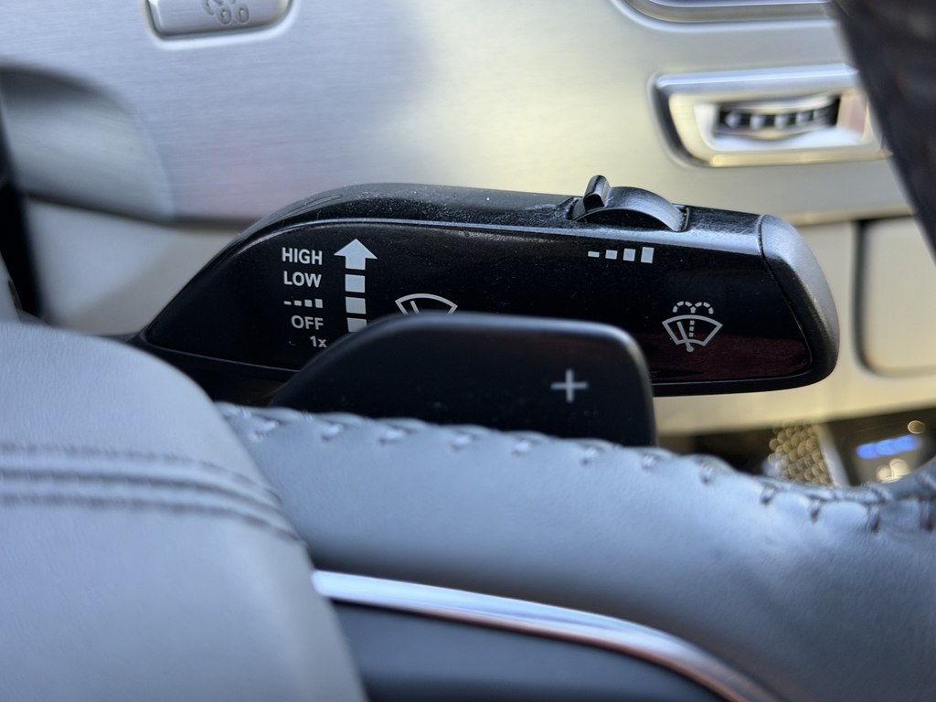 Photo 53 of this AUDI S8