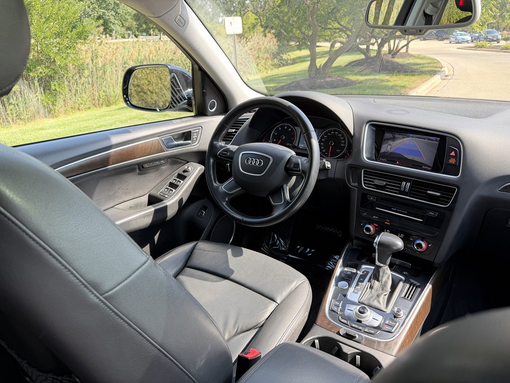 Photo 35 of this AUDI Q5