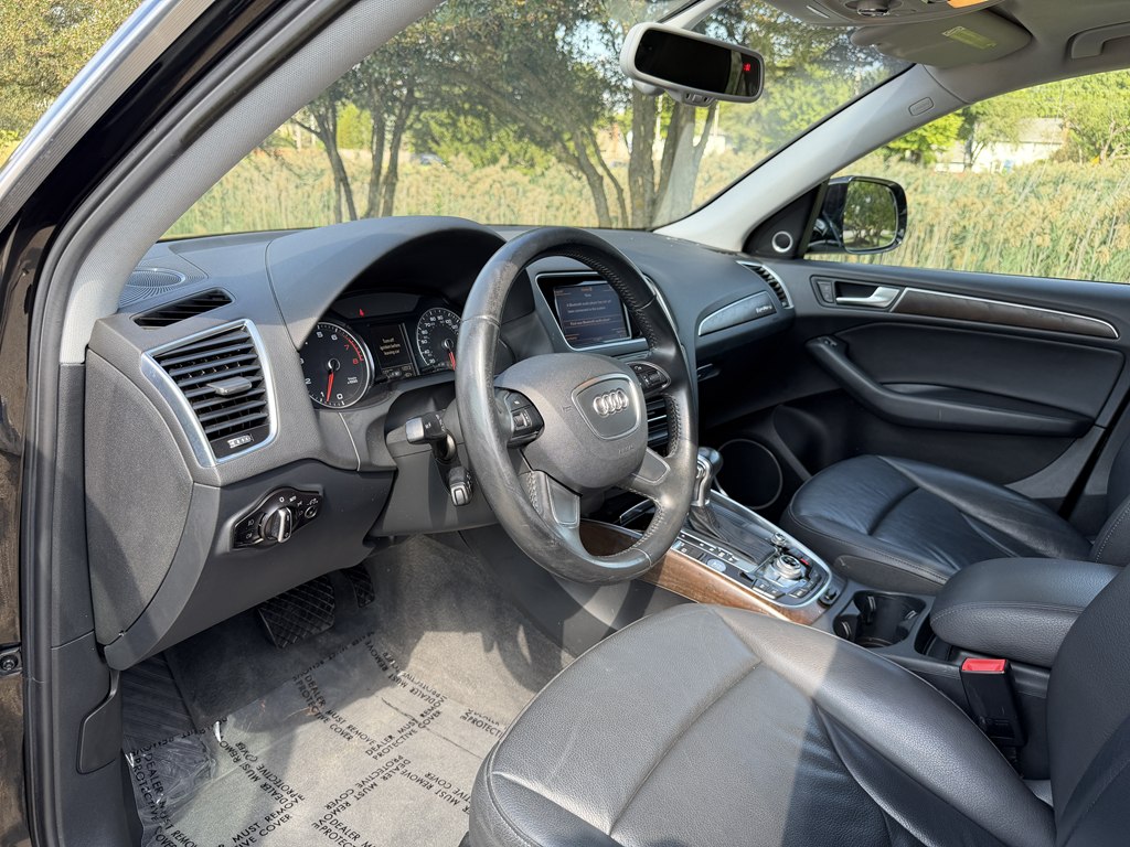Photo 29 of this AUDI Q5