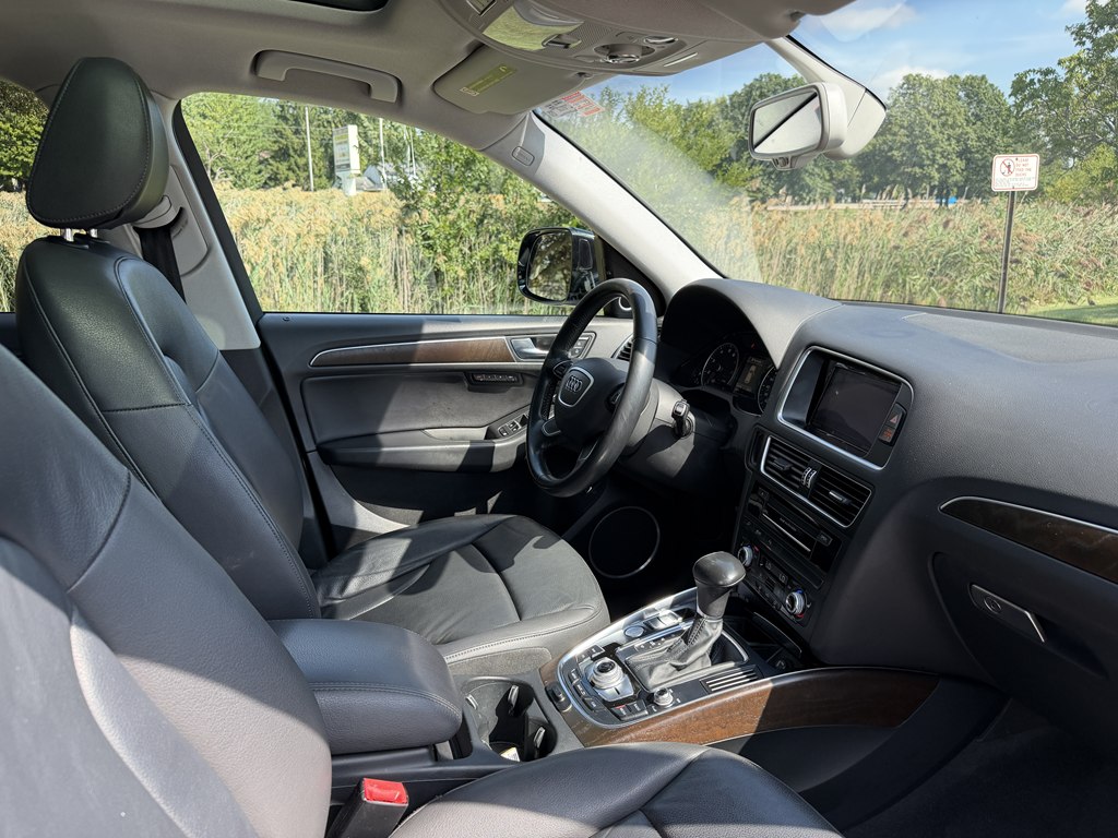 Photo 41 of this AUDI Q5