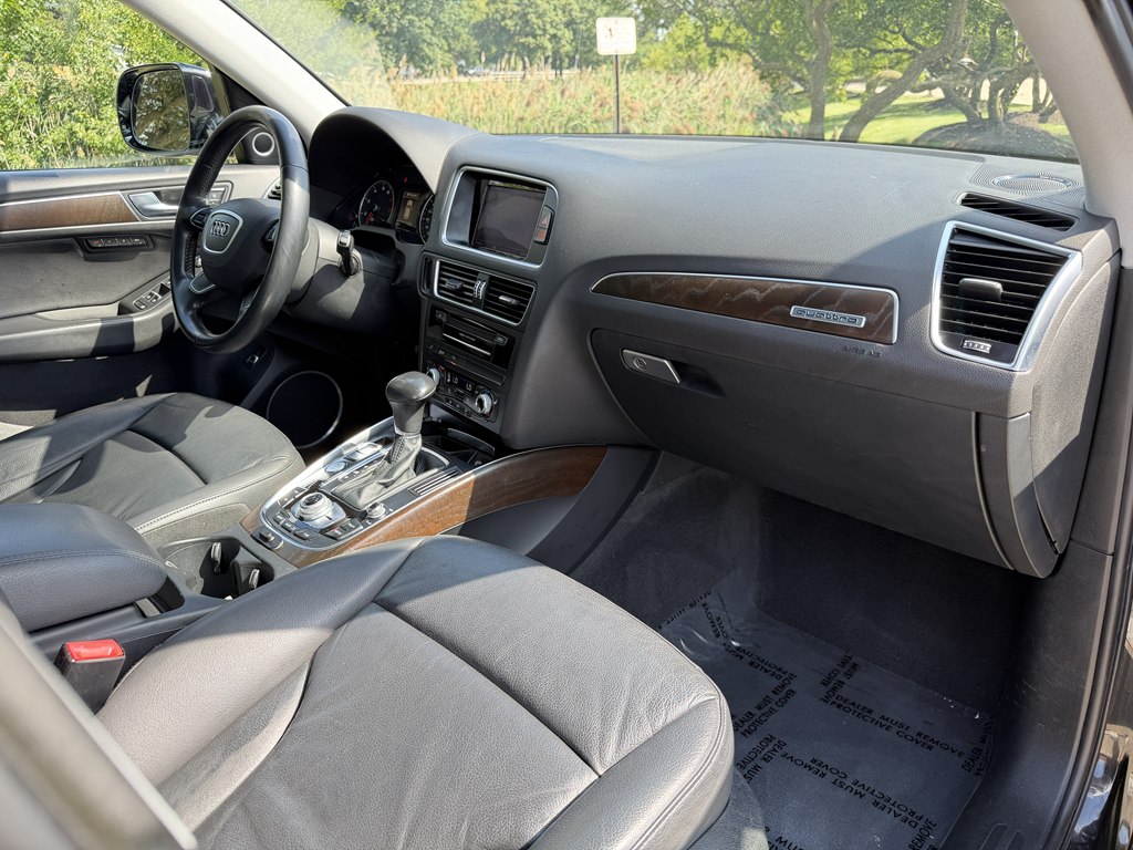 Photo 39 of this AUDI Q5