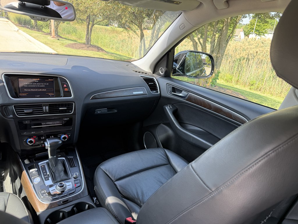 Photo 34 of this AUDI Q5