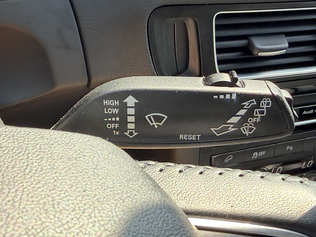 Photo 49 of this AUDI Q5