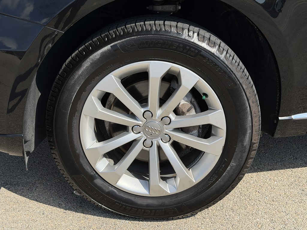Photo 17 of this AUDI Q5