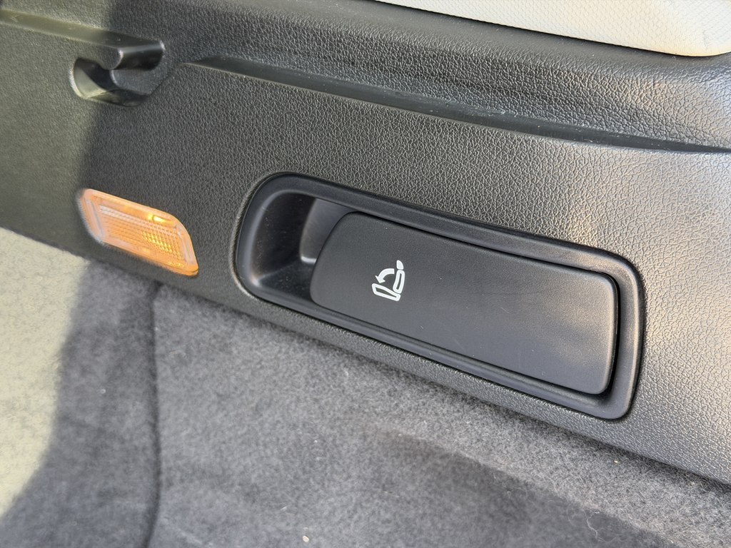 Photo 42 of this AUDI Q5