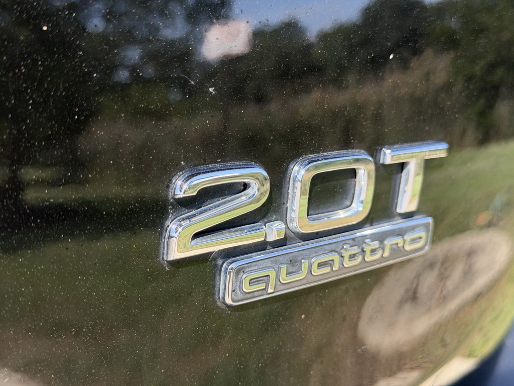 Photo 14 of this AUDI Q5