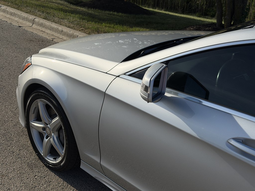 Photo 22 of this MERCEDES-BENZ CLS