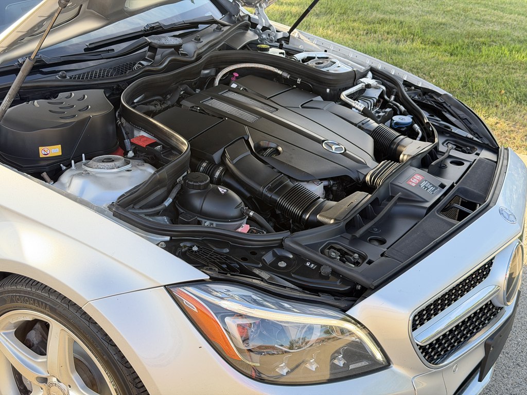 Photo 25 of this MERCEDES-BENZ CLS