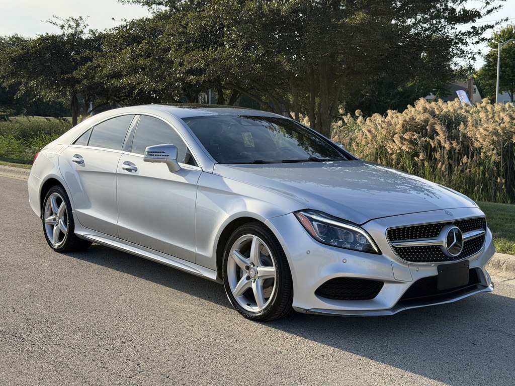 Photo 3 of this MERCEDES-BENZ CLS