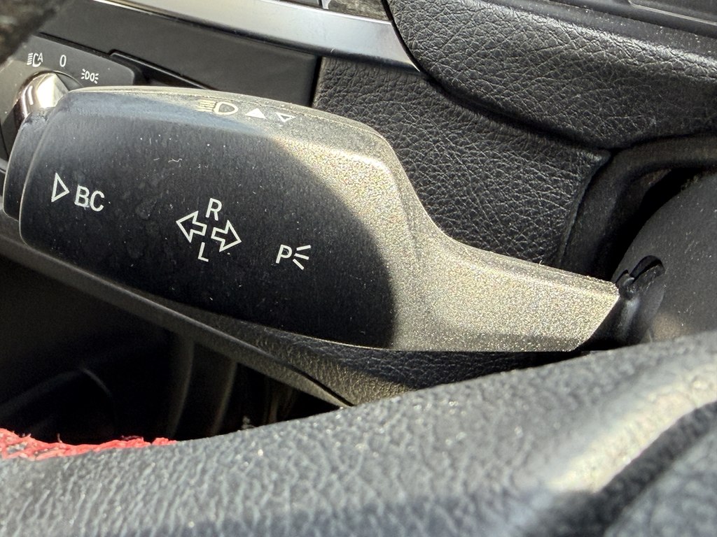 Photo 47 of this BMW 3 SERIES