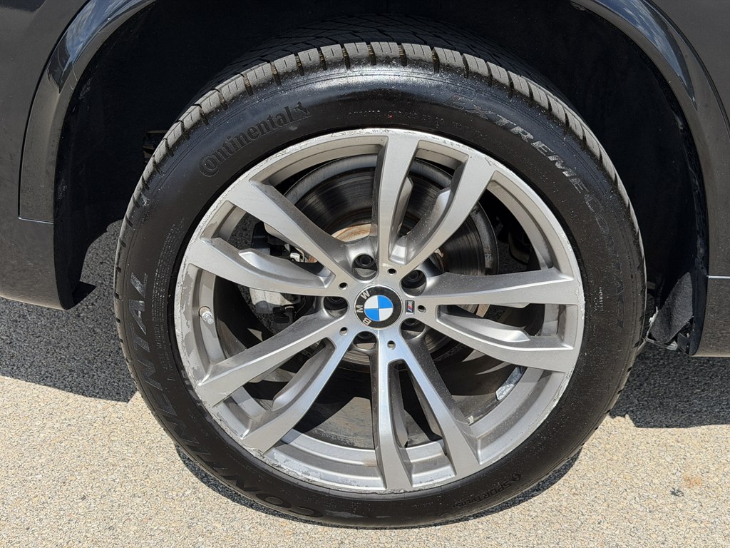 Photo 18 of this BMW X5