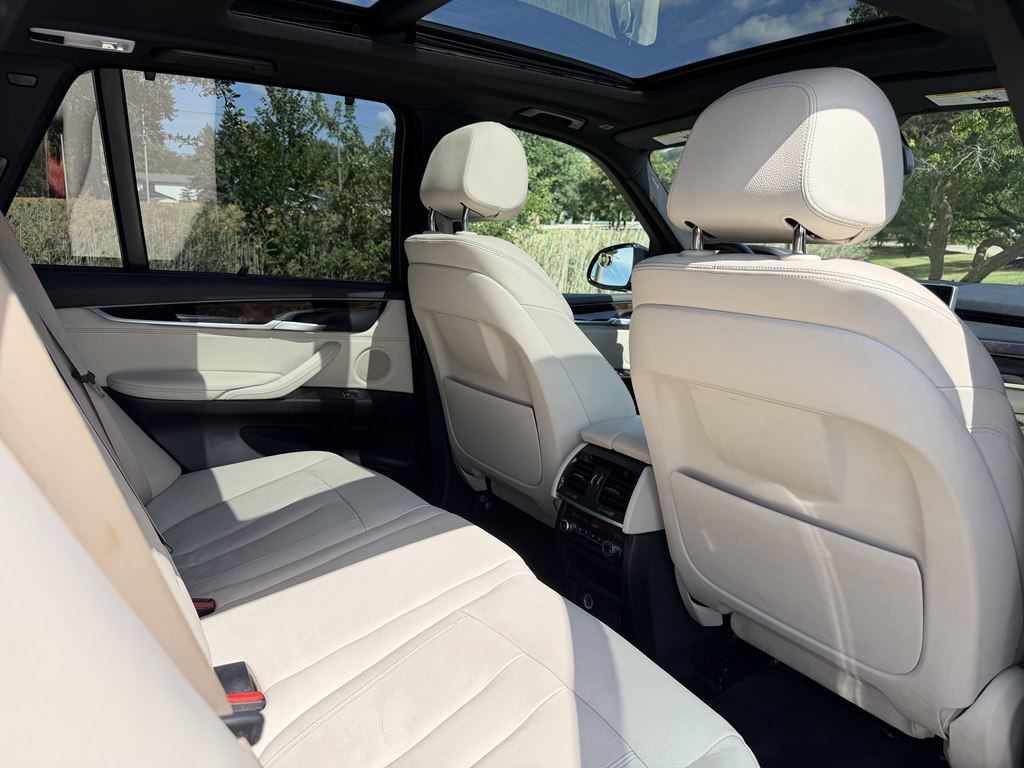 Photo 30 of this BMW X5