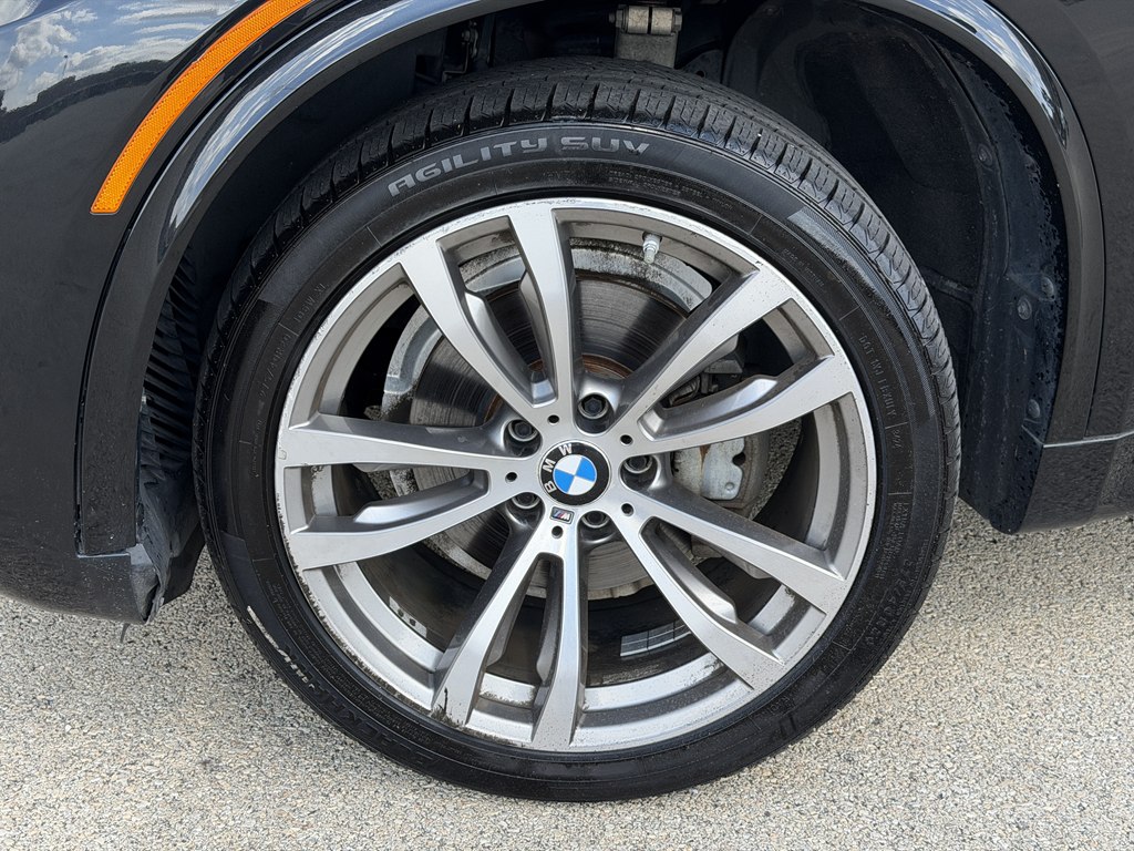 Photo 15 of this BMW X5