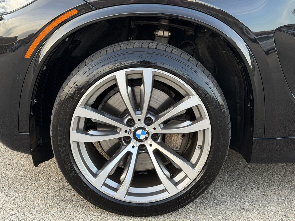Photo 14 of this BMW X5