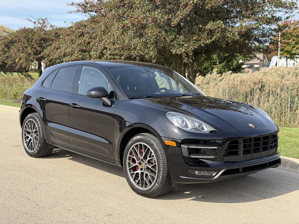 Photo 3 of this PORSCHE MACAN
