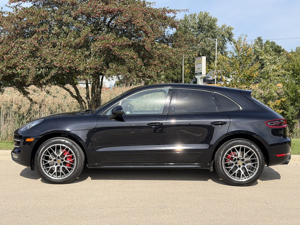 Photo 8 of this PORSCHE MACAN