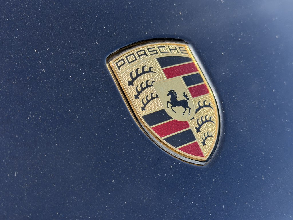 Photo 12 of this PORSCHE MACAN