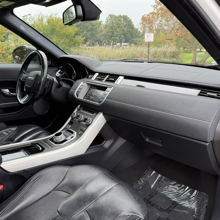 Photo 45 of this LAND ROVER RANGE ROVER EVO