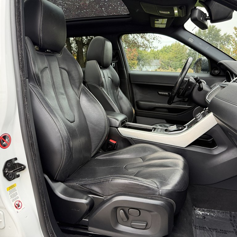 Photo 41 of this LAND ROVER RANGE ROVER EVO