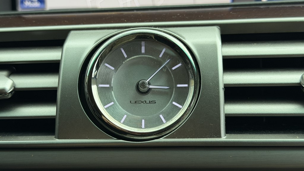 Photo 58 of this LEXUS LS 460