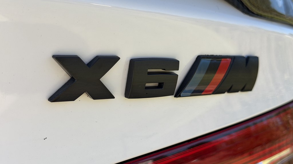 Photo 16 of this BMW X6