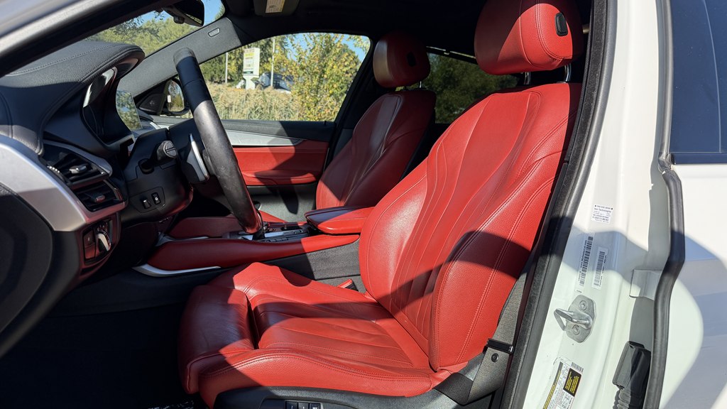 Photo 33 of this BMW X6