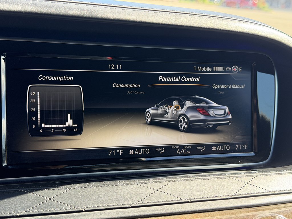 Photo 70 of this MERCEDES-BENZ S-CLASS