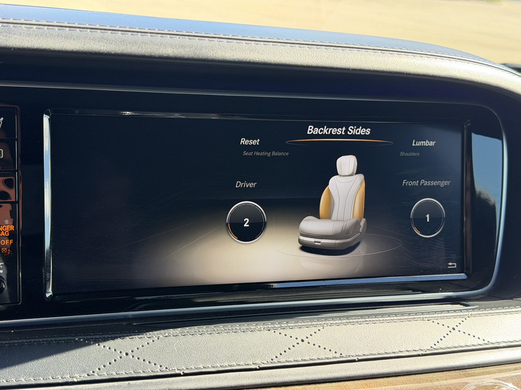 Photo 77 of this MERCEDES-BENZ S-CLASS