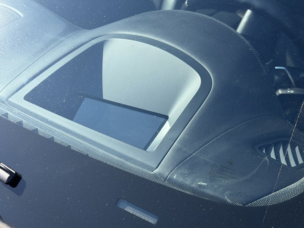 Photo 12 of this BMW 5 SERIES
