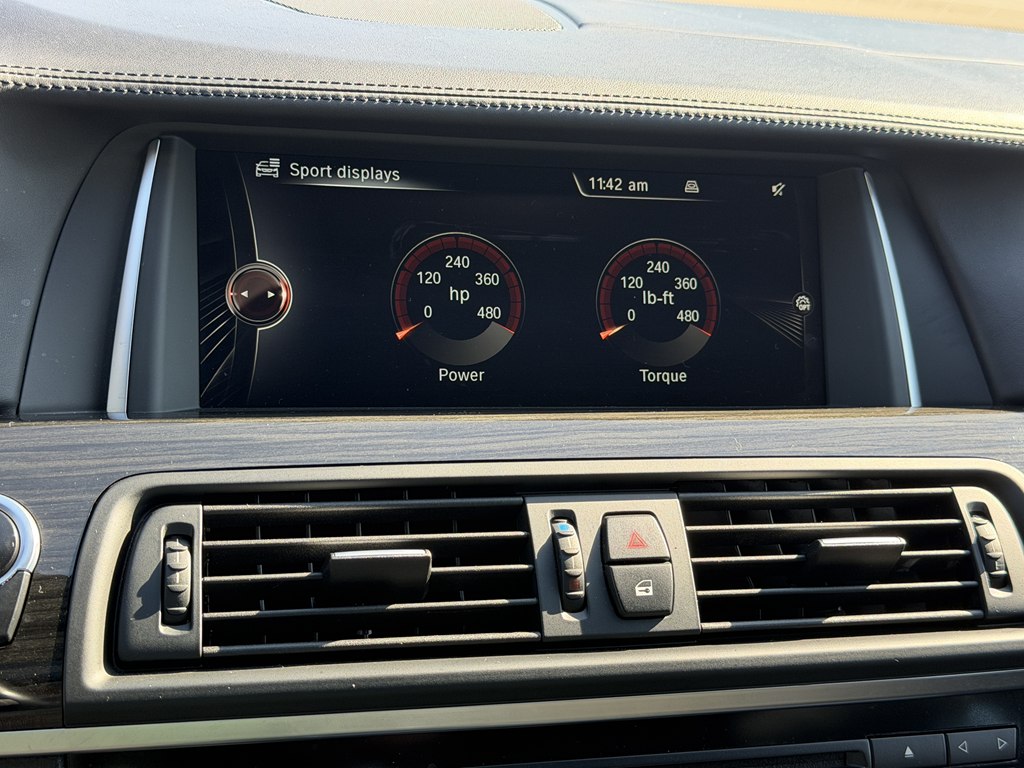 Photo 66 of this BMW 5 SERIES
