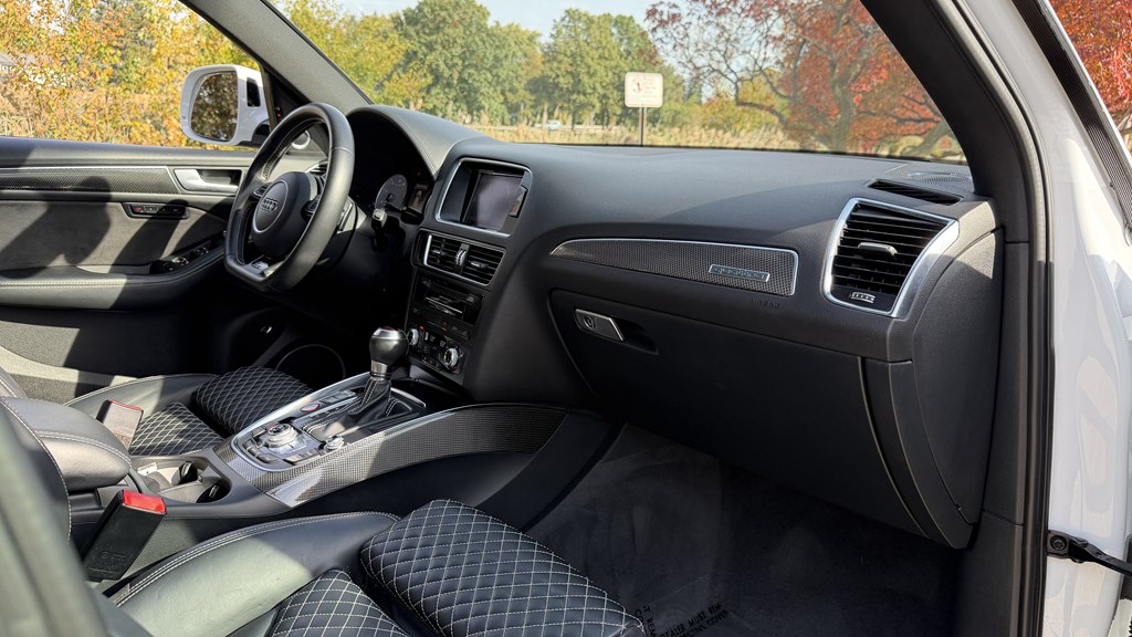 Photo 43 of this AUDI SQ5