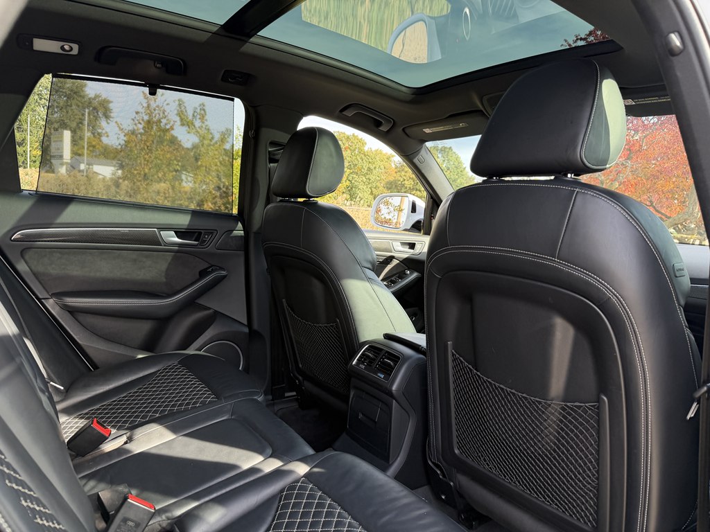 Photo 42 of this AUDI SQ5