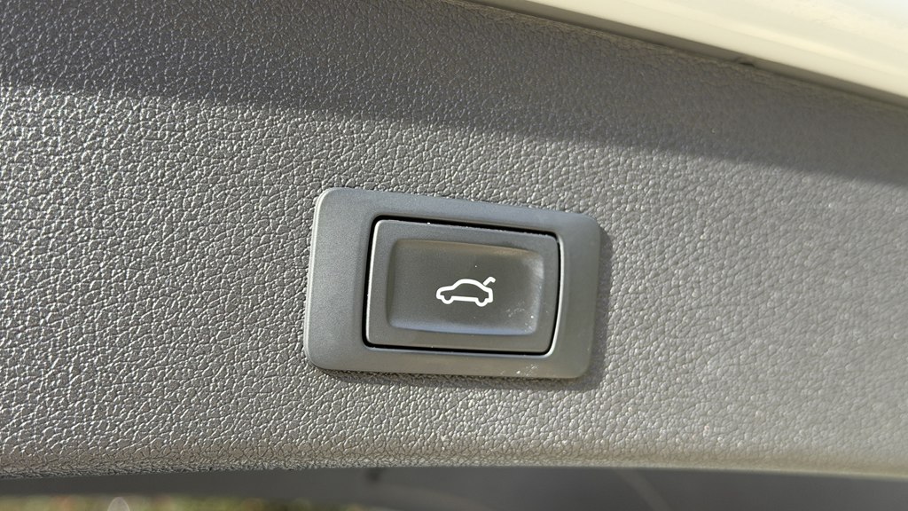 Photo 74 of this AUDI SQ5