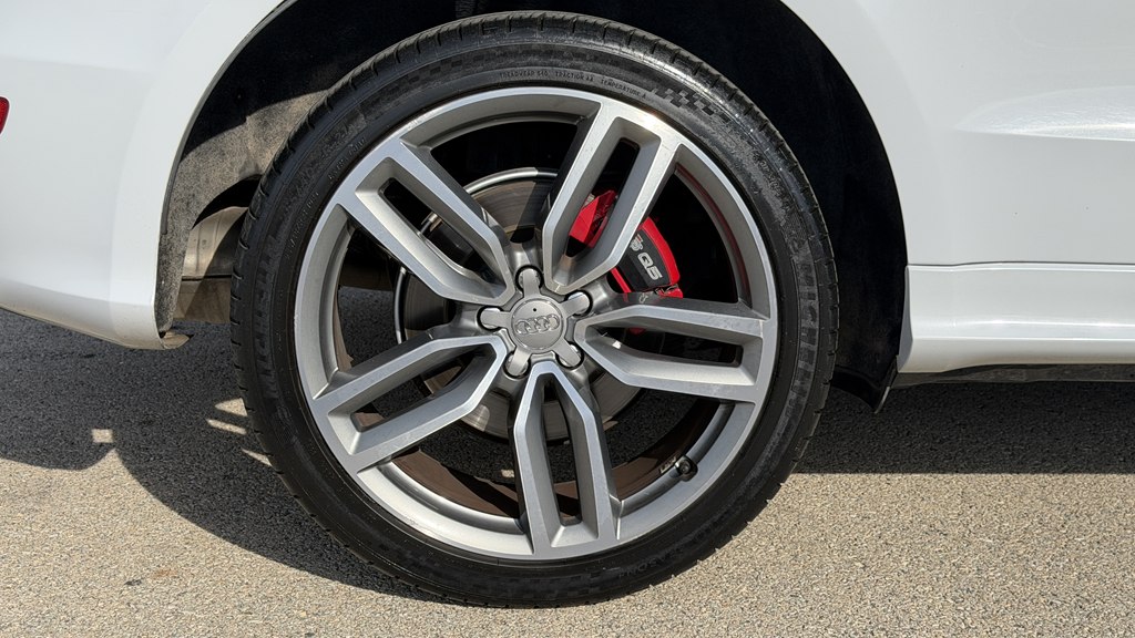 Photo 19 of this AUDI SQ5