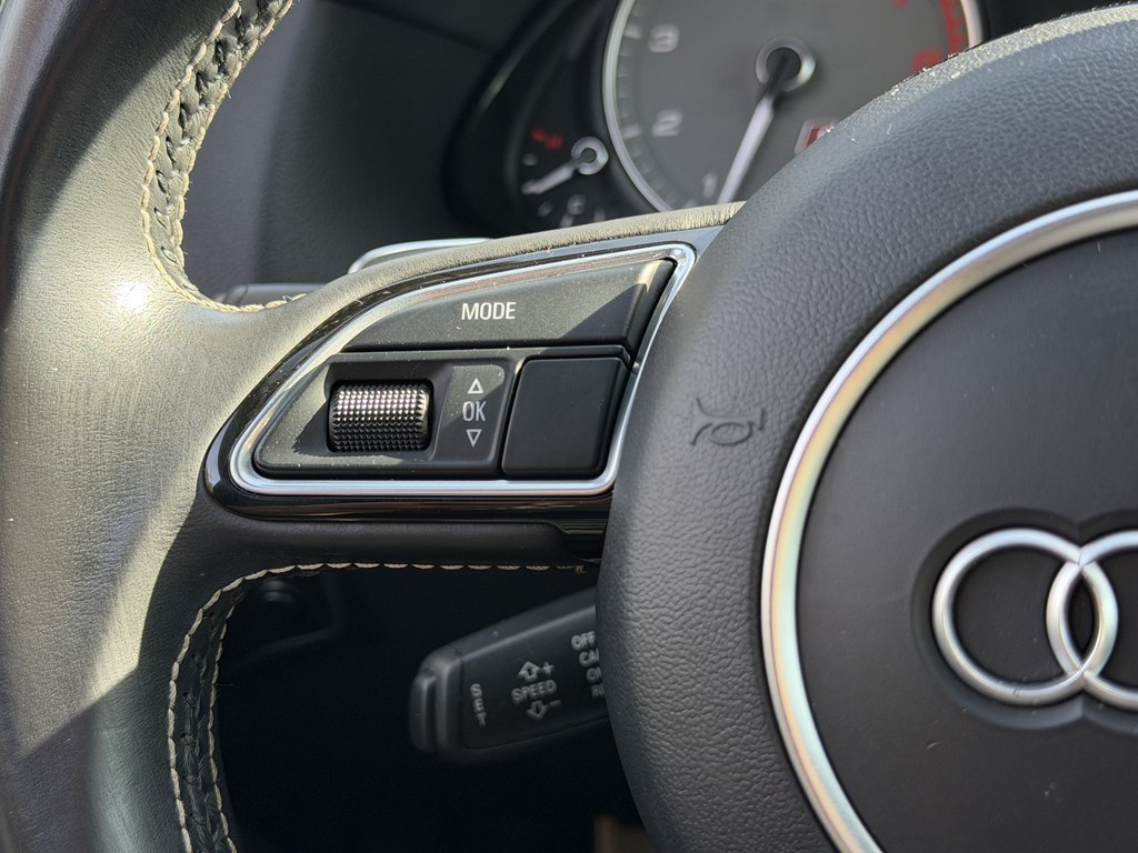 Photo 51 of this AUDI SQ5