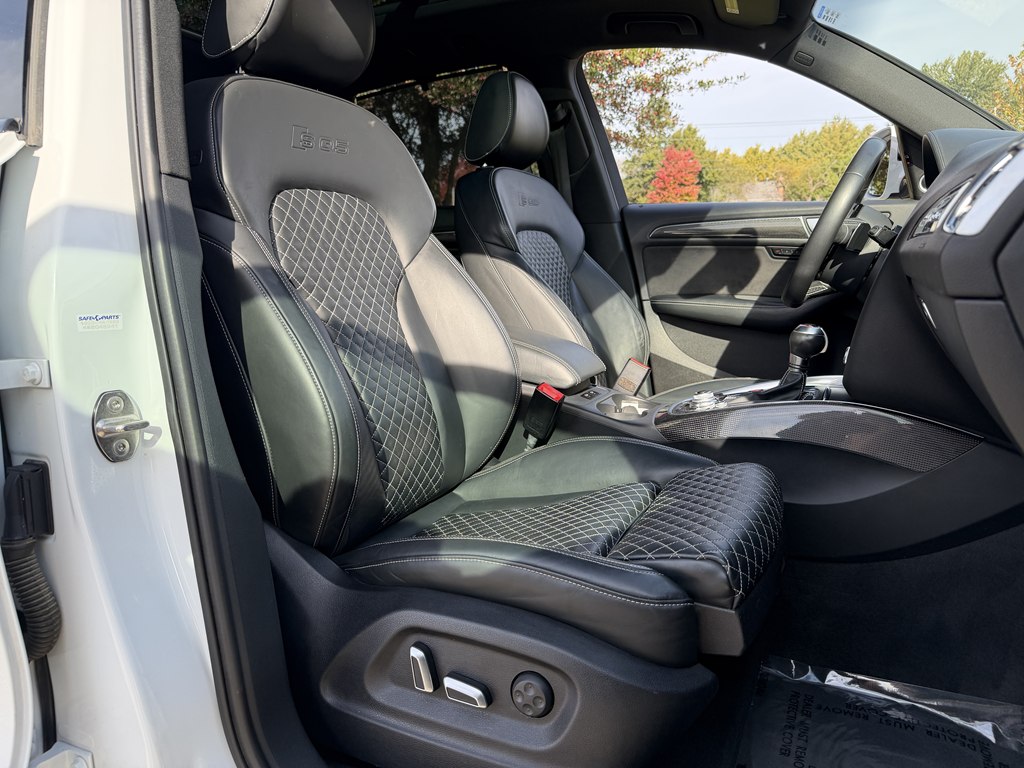 Photo 44 of this AUDI SQ5