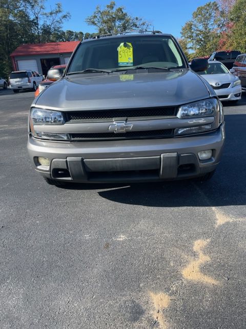 Photo 3 of this CHEVROLET TRAILBLAZER