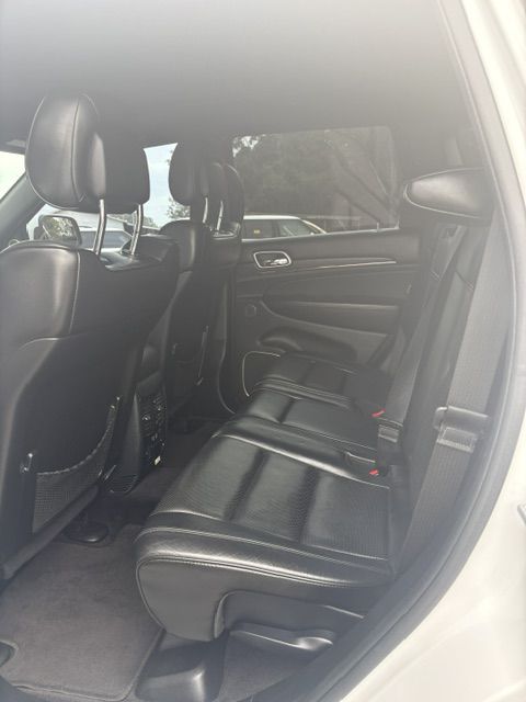 Photo 6 of this JEEP GRAND CHEROKEE