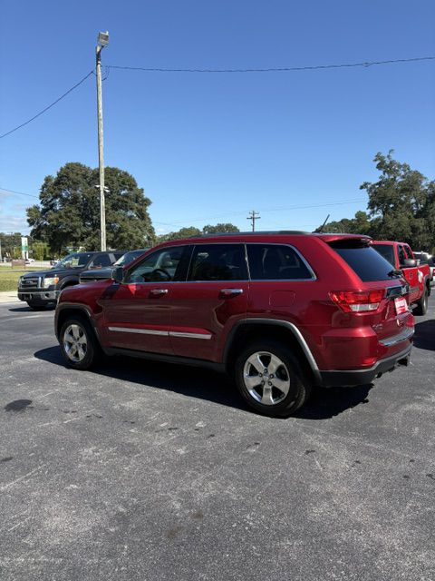 Photo 2 of this JEEP GRAND CHEROKEE