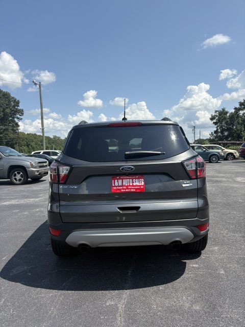 Photo 4 of this FORD ESCAPE