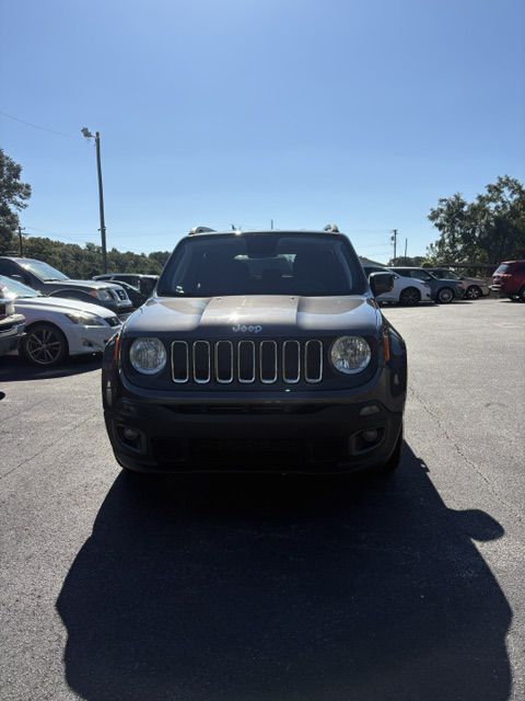Photo 3 of this JEEP RENEGADE