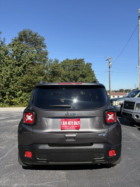 Photo 4 of this JEEP RENEGADE