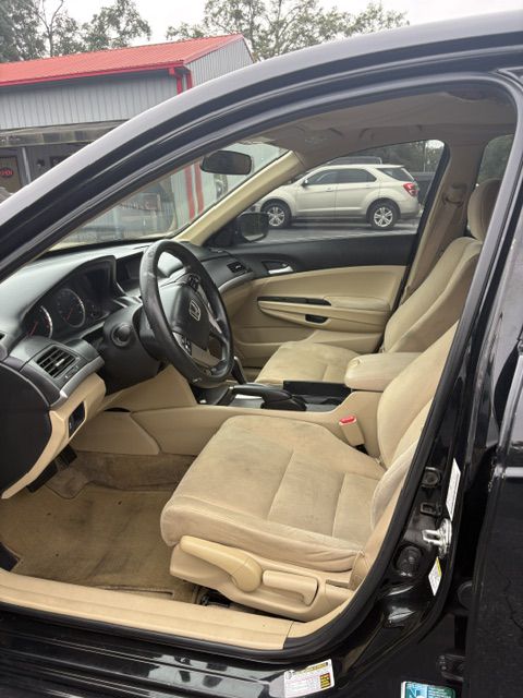 Photo 5 of this HONDA ACCORD